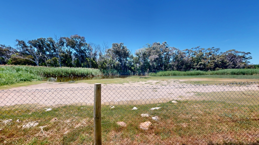 5 Bedroom Property for Sale in Stanford Western Cape